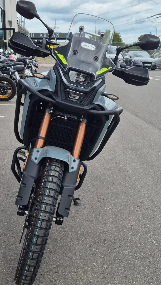 CFMOTO 450MT