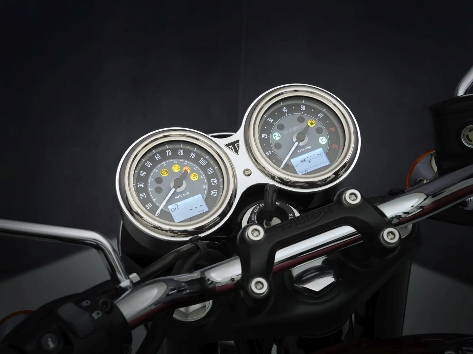 Triumph Bonneville T120 Black \*Jetzt Vorteil sichern\*