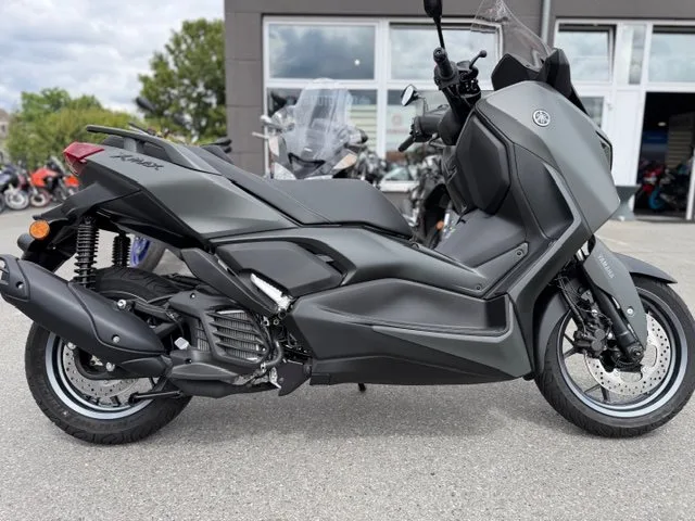 Yamaha XMAX 125
