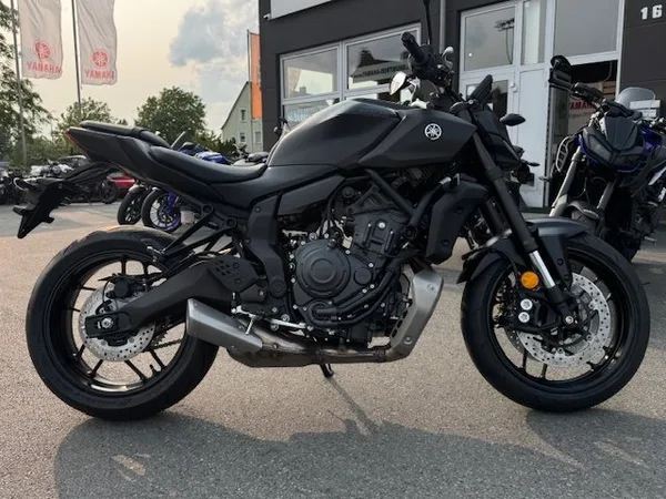 Yamaha MT-07 Y-AMT 35kW