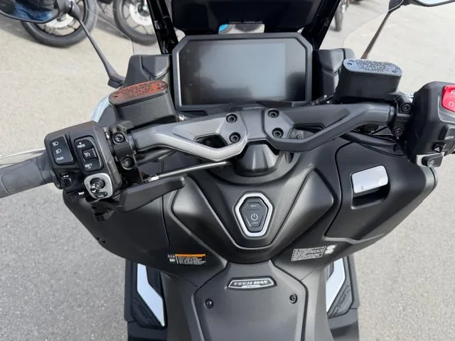 Yamaha TMAX 560 Tech Max 2026