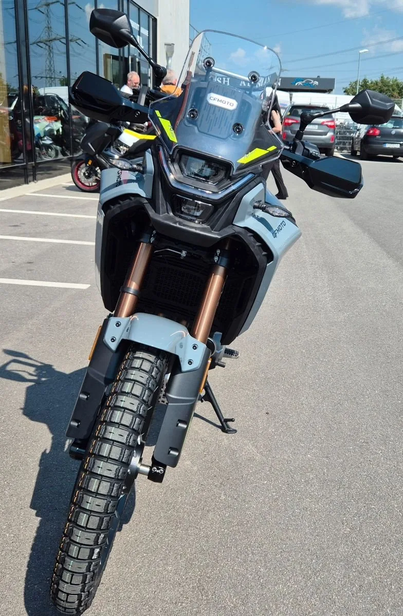 CFMOTO 450MT