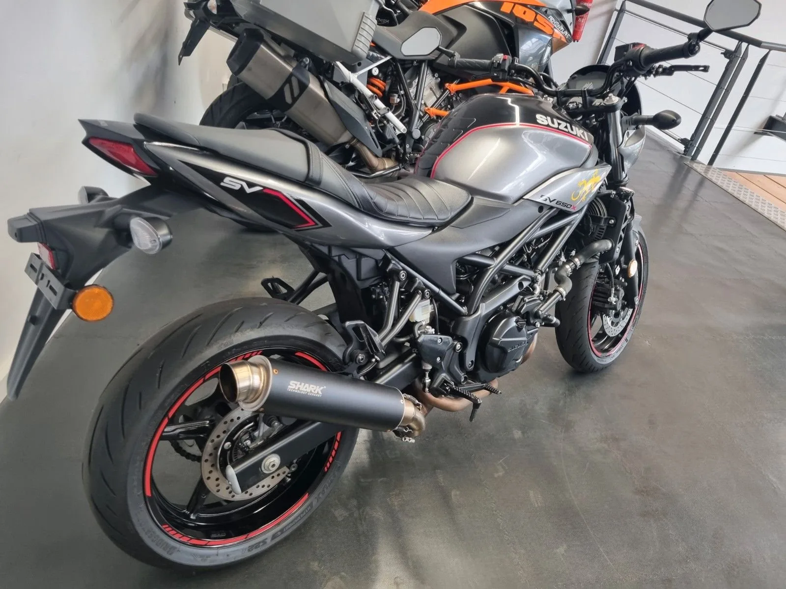 Suzuki SV650