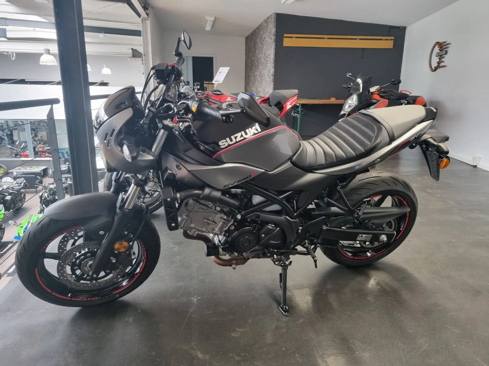 Suzuki SV650