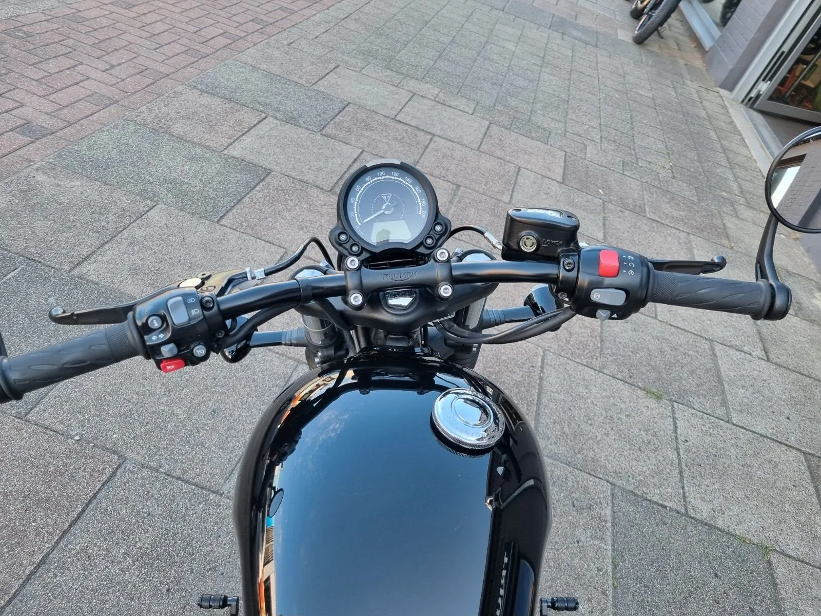 Triumph Bonneville Bobber
