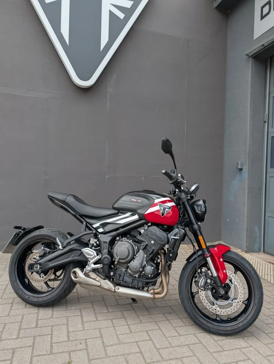 Triumph Trident 660