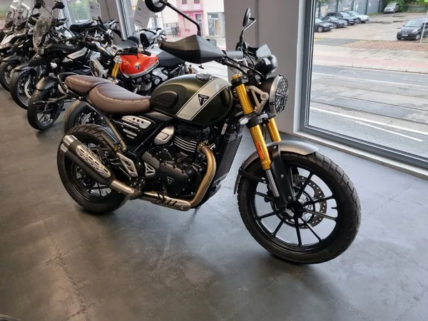 Triumph Scrambler 400 X
