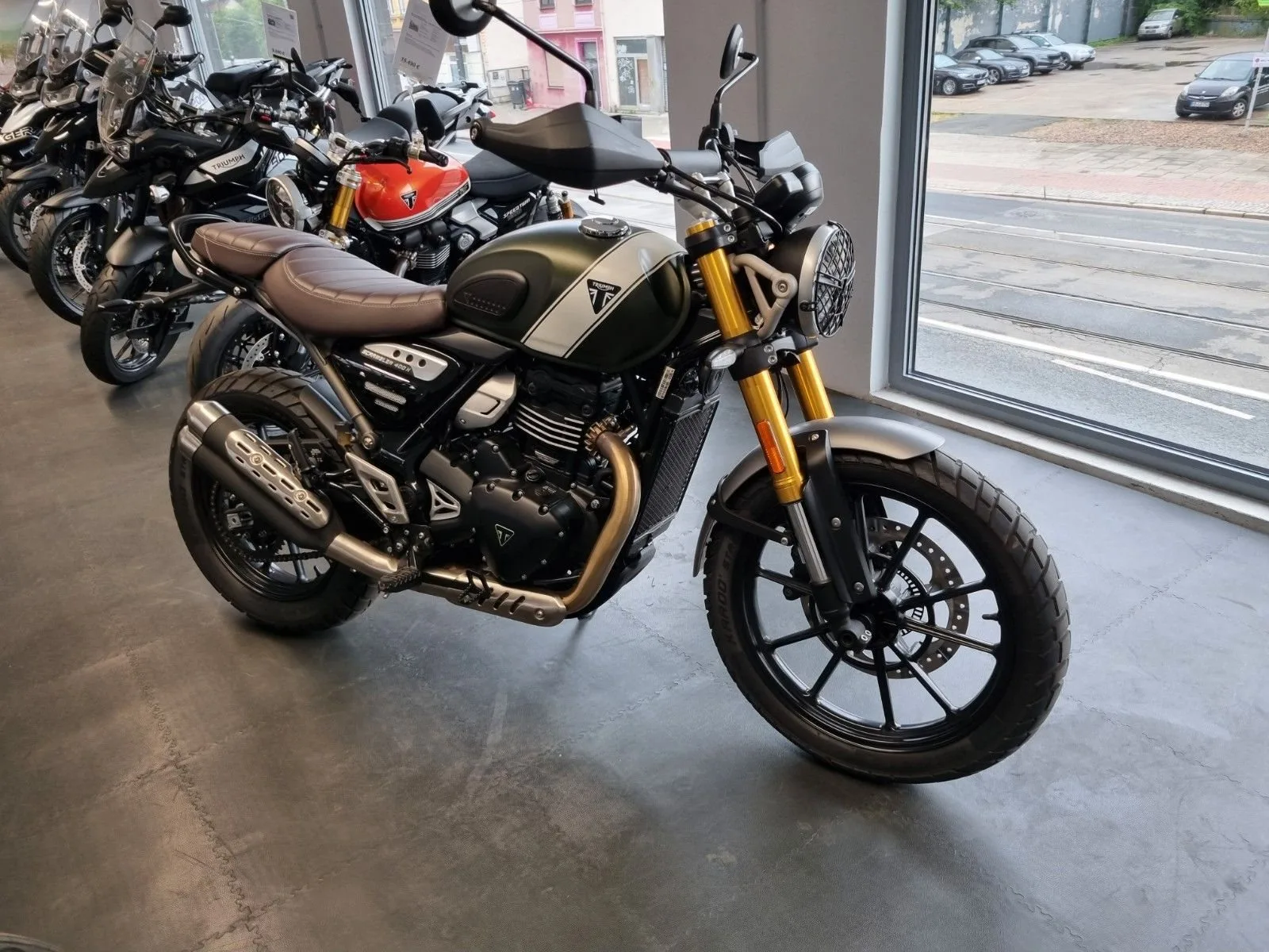 Triumph Scrambler 400 X