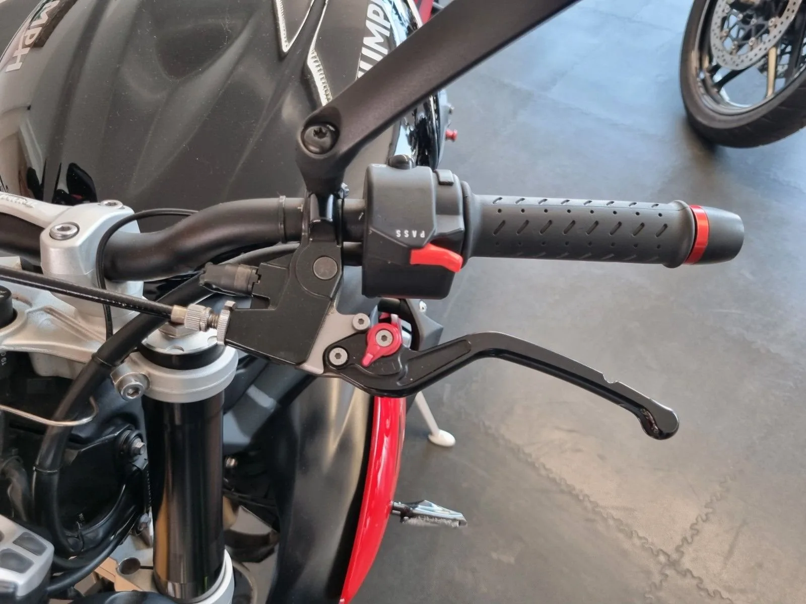 Triumph Street Triple RX
