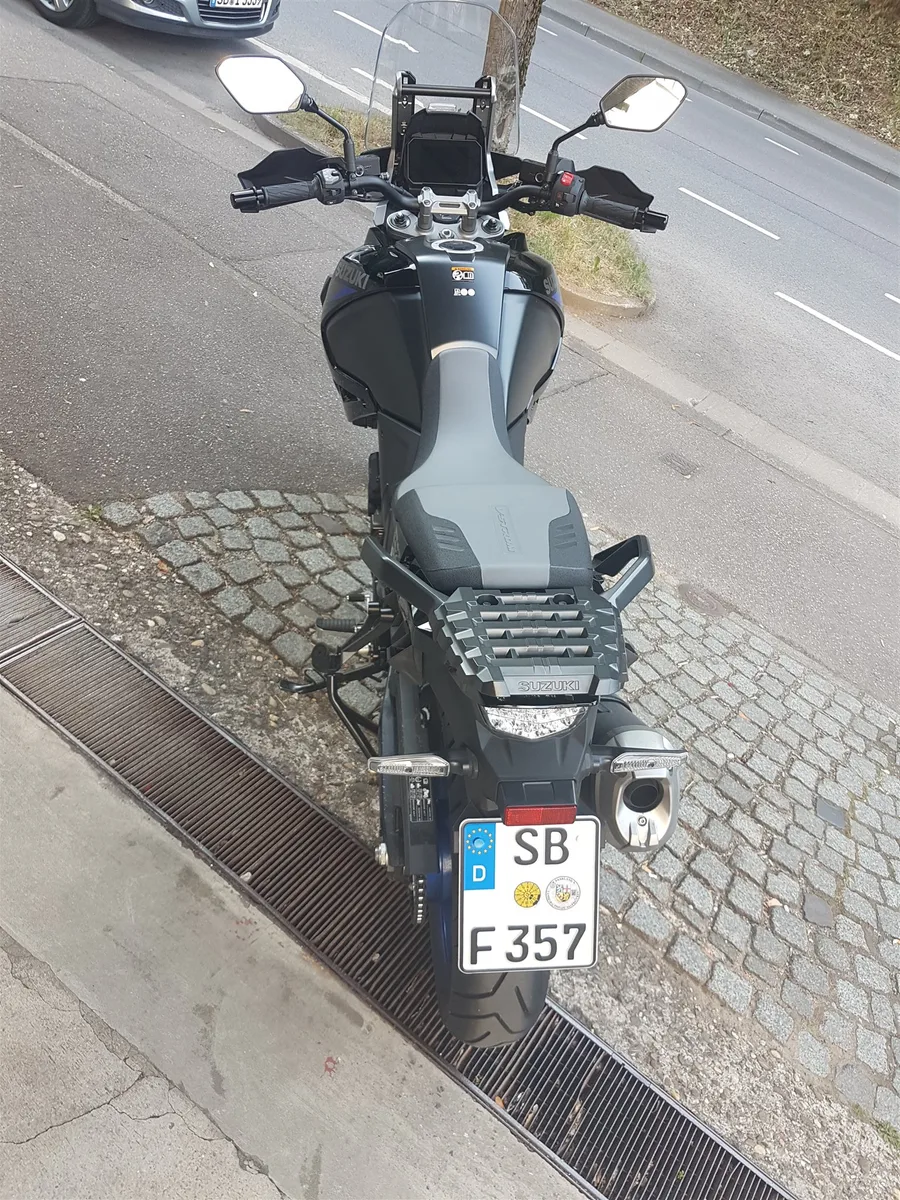 Suzuki V-Strom 1050 Schwarz, MY24 Demo