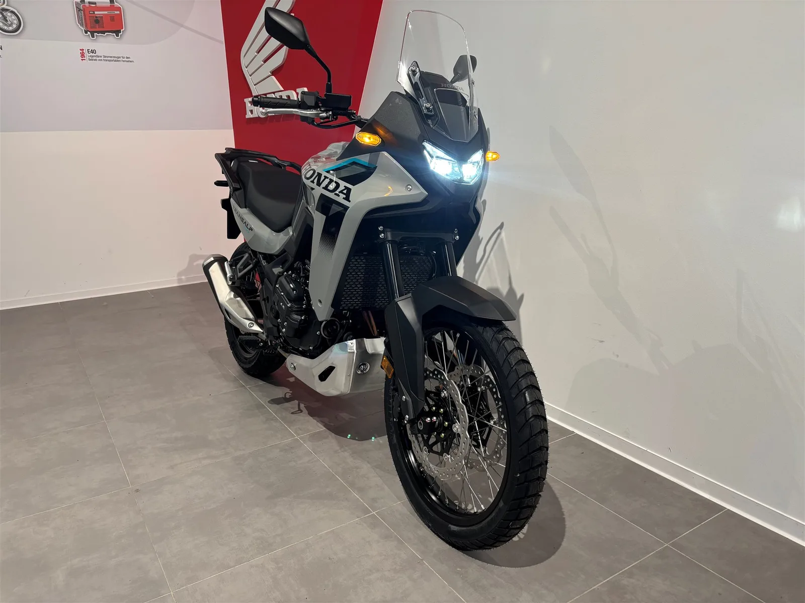 Honda XL750 Transalp E-Clutch Neufahrzeug