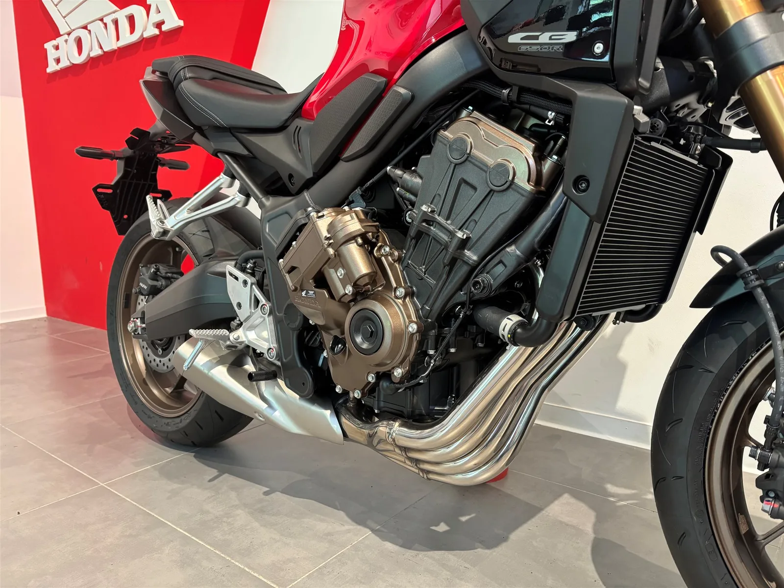 Honda CB650R E-Clutch Neufahrzeug