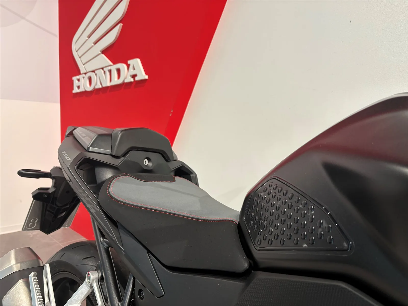 Honda CB750 Hornet E-Clutch Vorführer