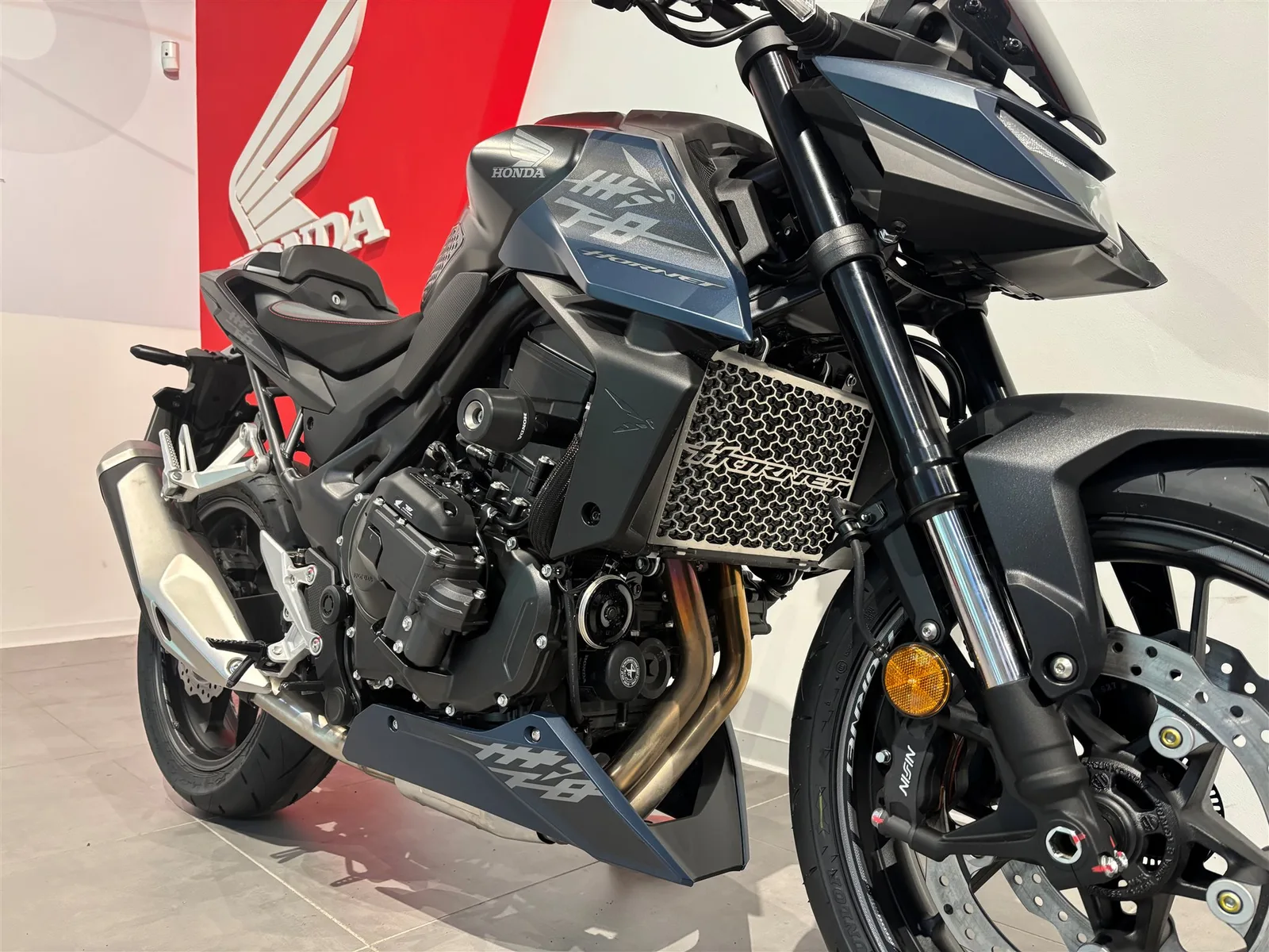 Honda CB750 Hornet E-Clutch Vorführer