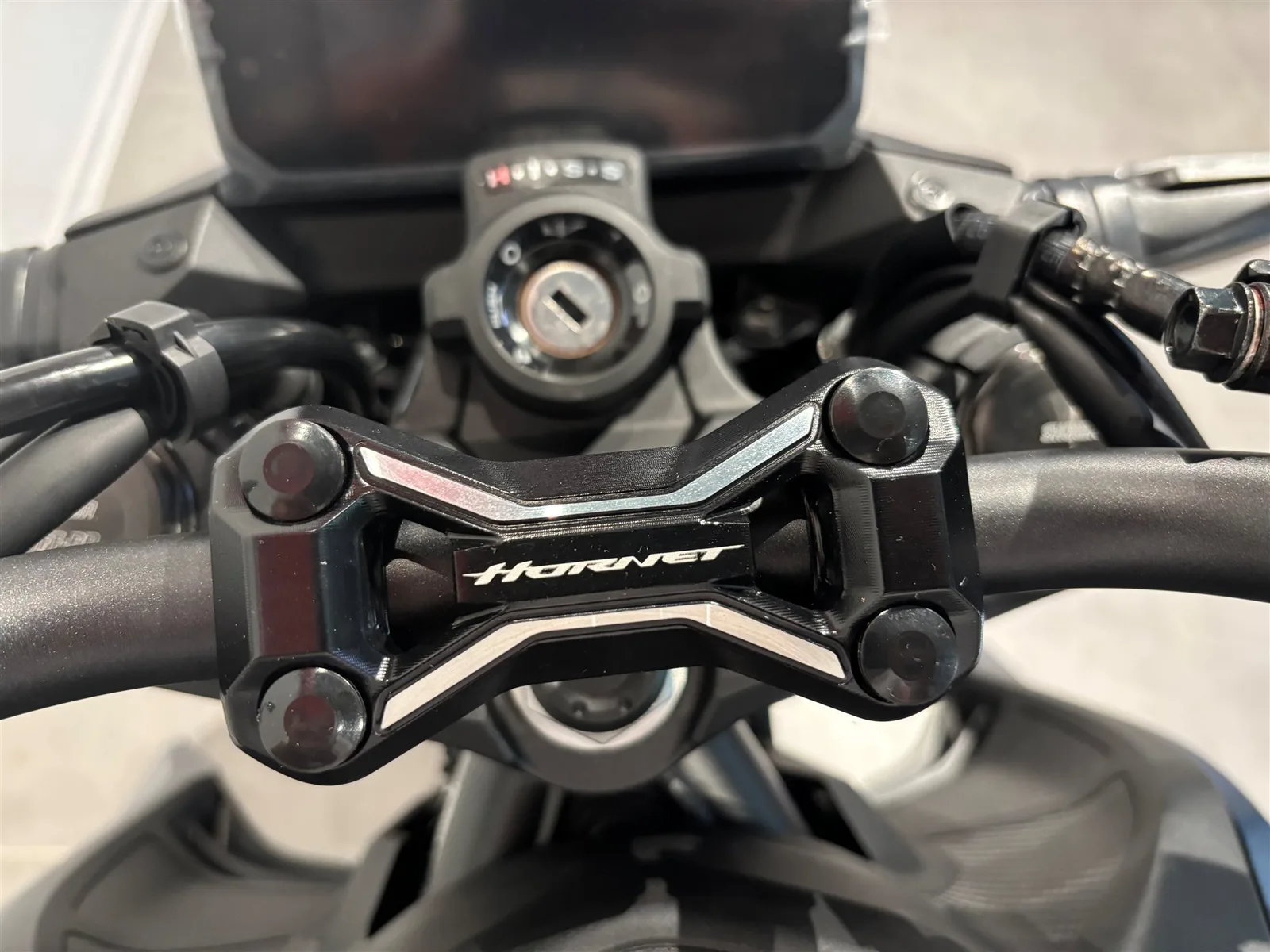Honda CB750 Hornet E-Clutch Vorführer