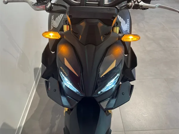 Honda CB1000 Hornet SP 1.Hand!!!! Wenige Kilometer