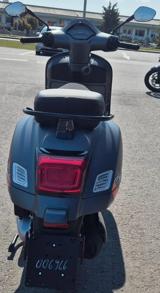 Vespa GTS 125 i.e. Super Sport