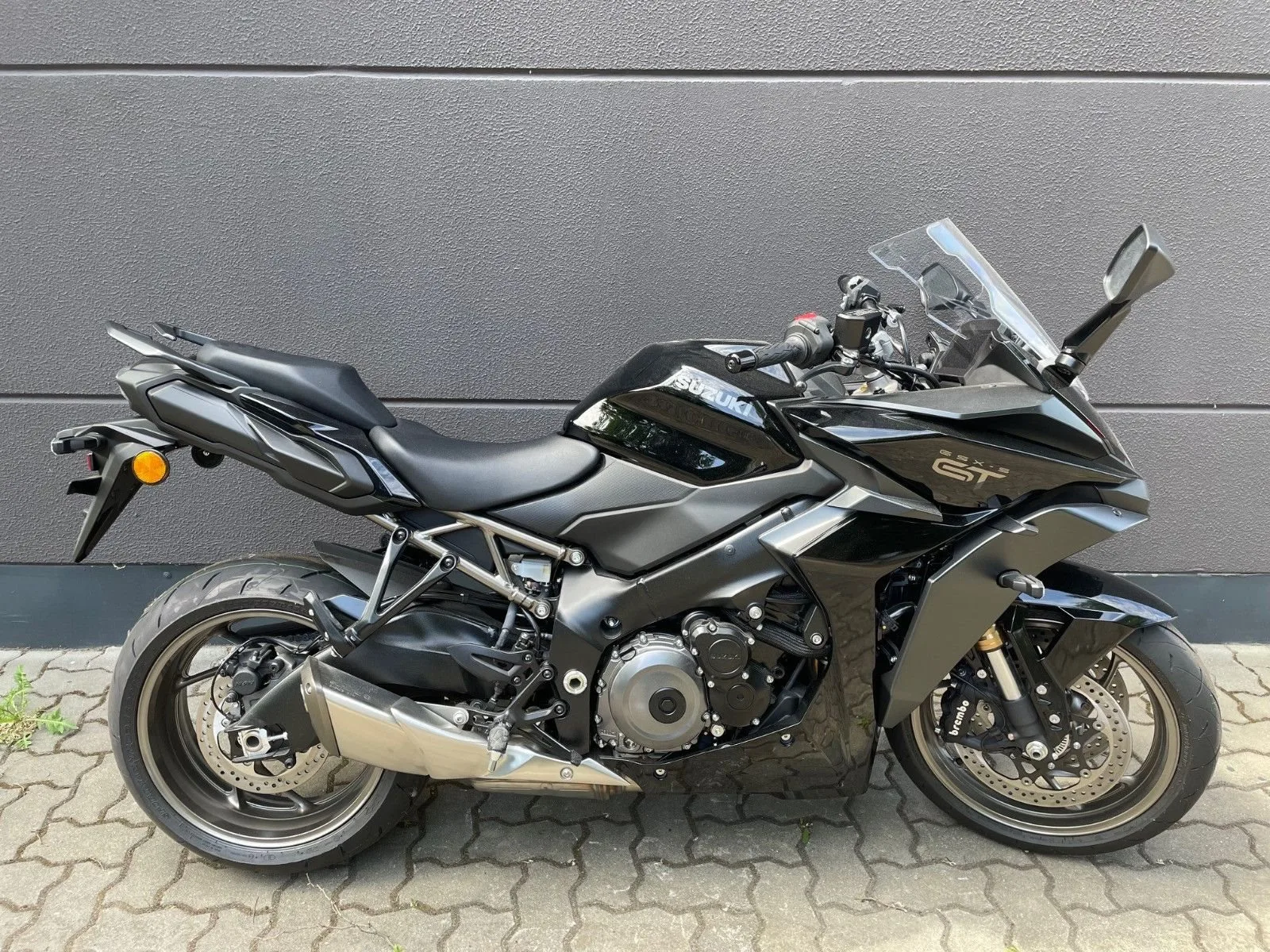 Suzuki GSX-S1000GT