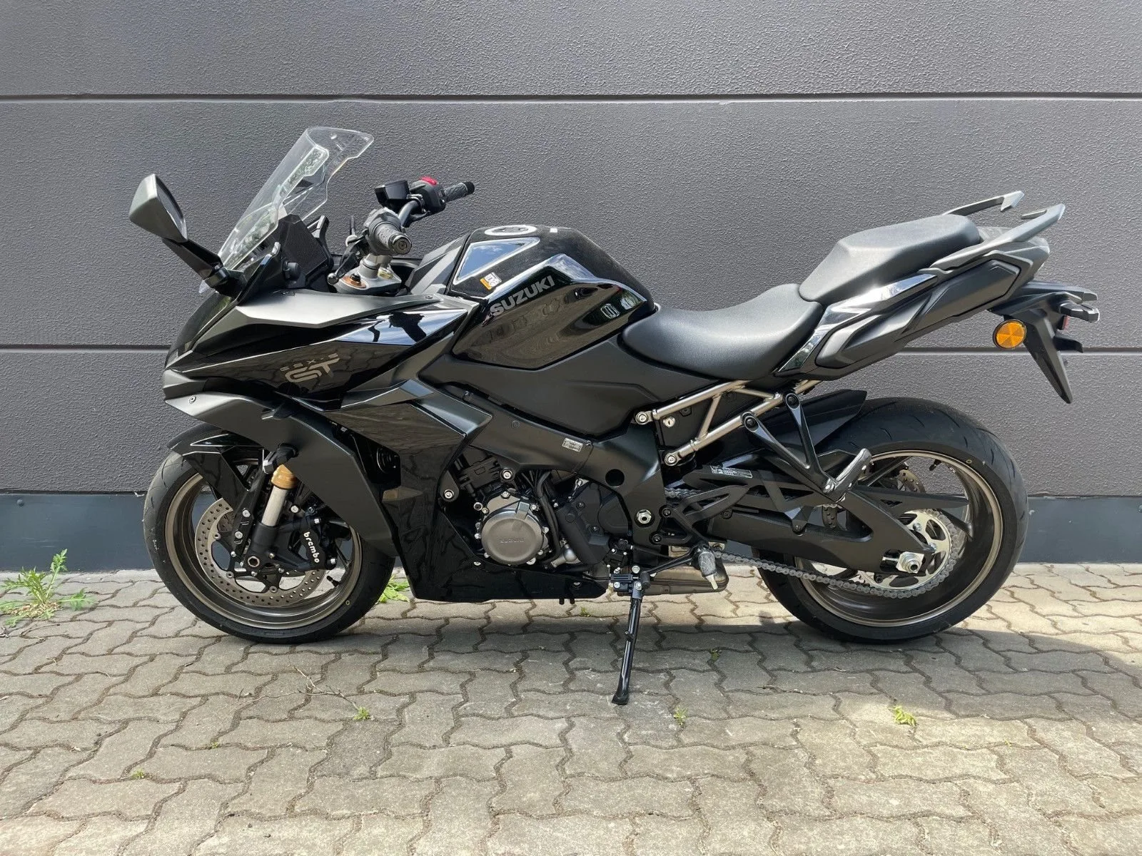 Suzuki GSX-S1000GT