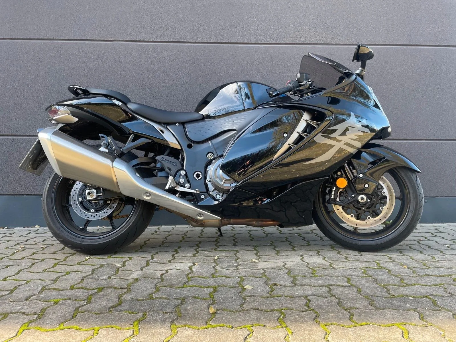 Suzuki GSX-1300RR Hayabusa