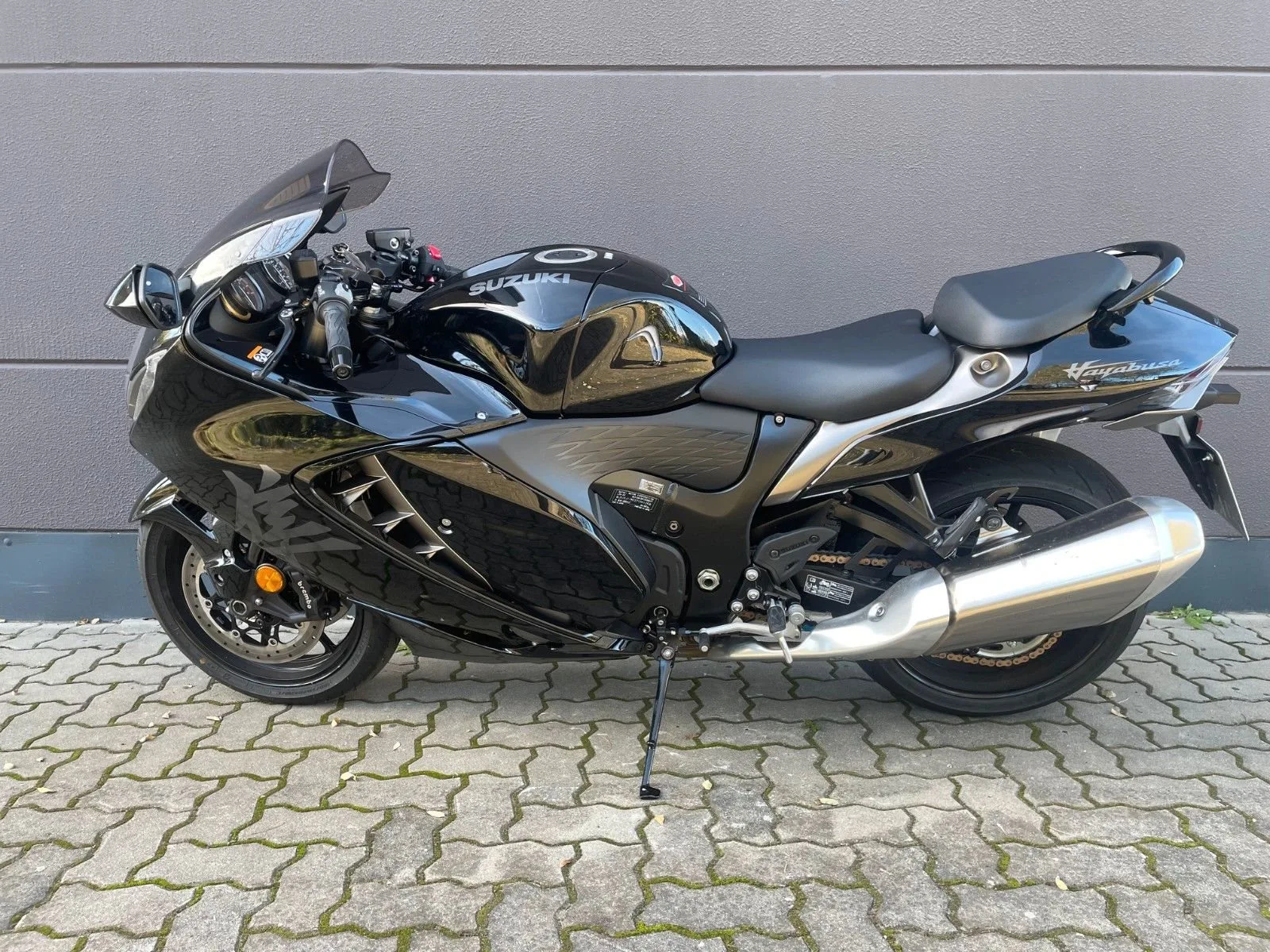 Suzuki GSX-1300RR Hayabusa