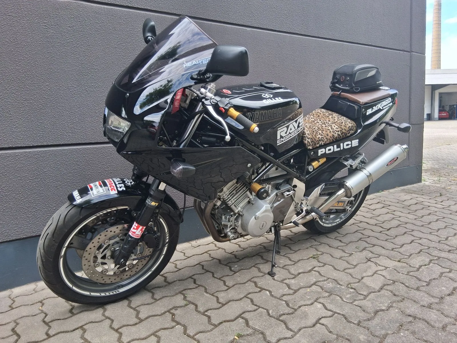 Yamaha TRX 850