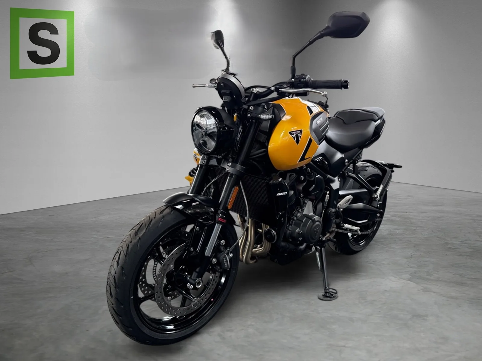 Triumph Trident 660