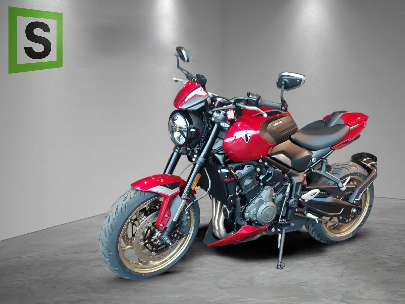 Triumph Trident 800