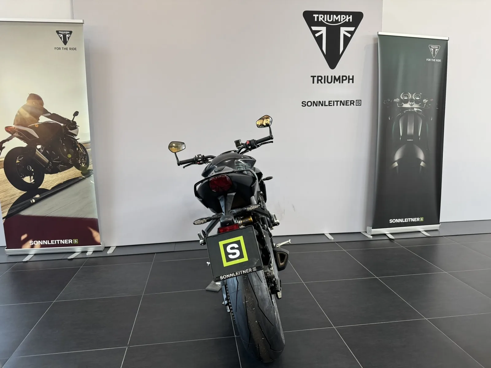 Triumph H