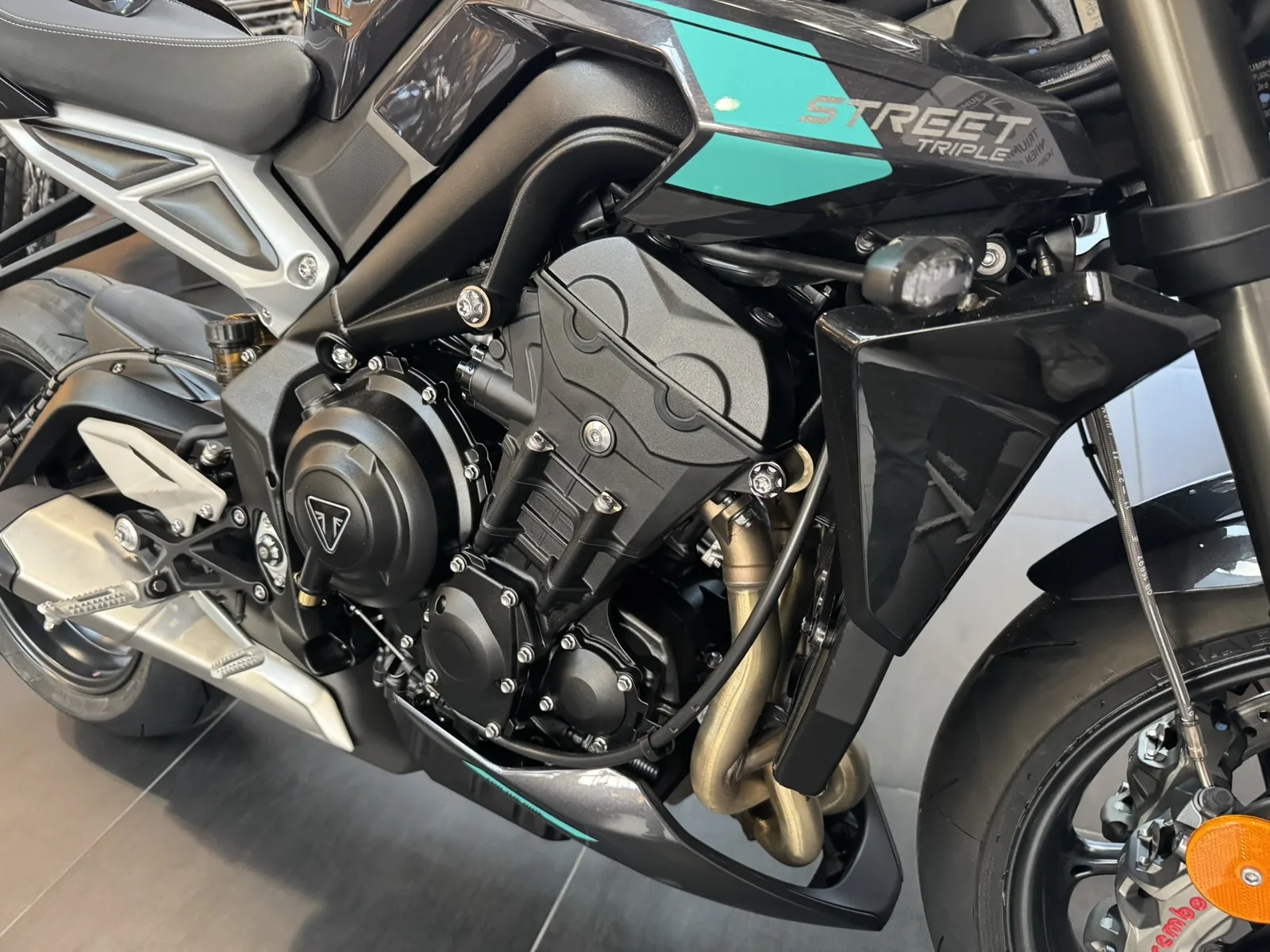 Triumph H