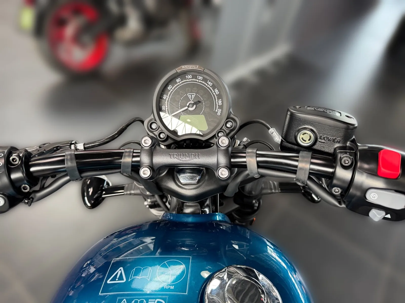 Triumph Bonneville Bobber DX5 MY26