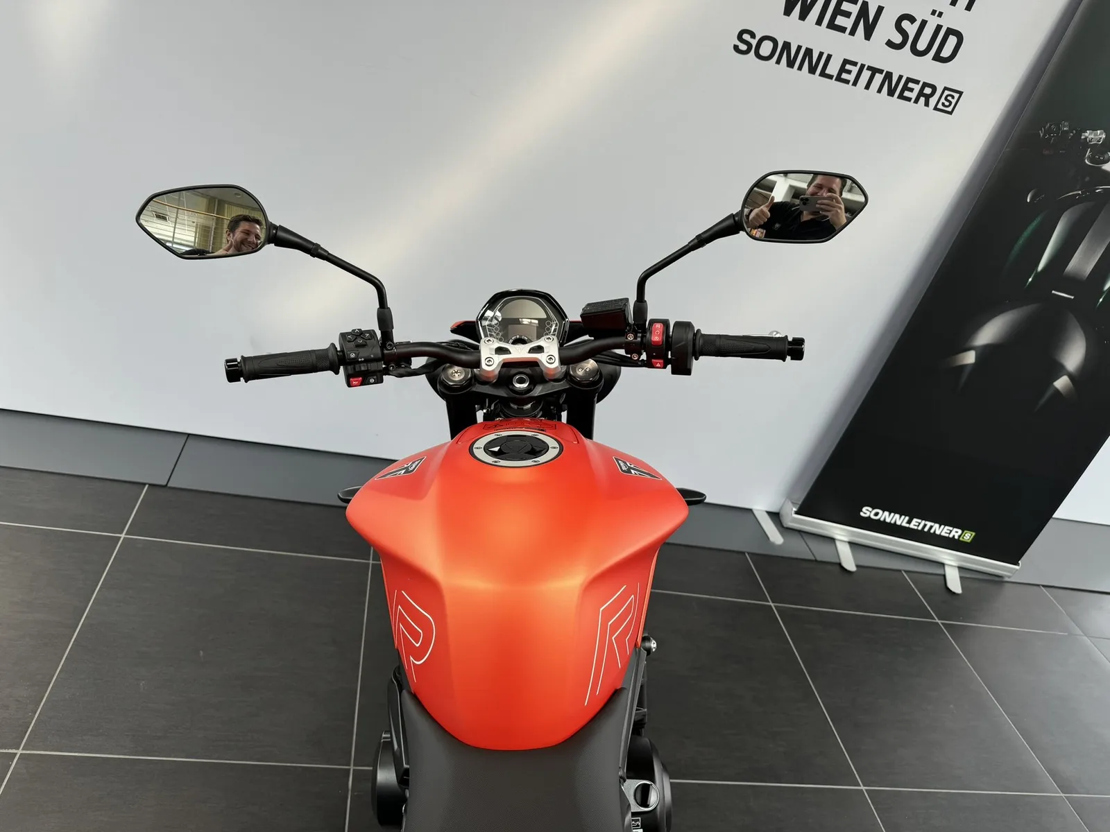 Triumph Street Triple 765 R