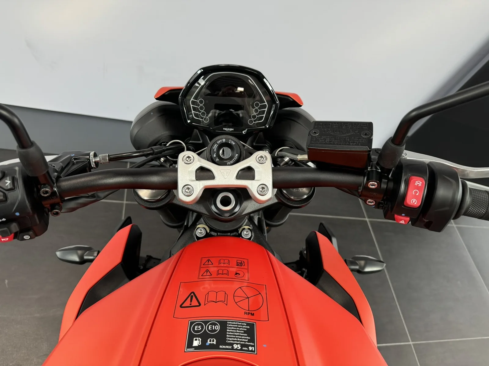 Triumph Street Triple 765 R