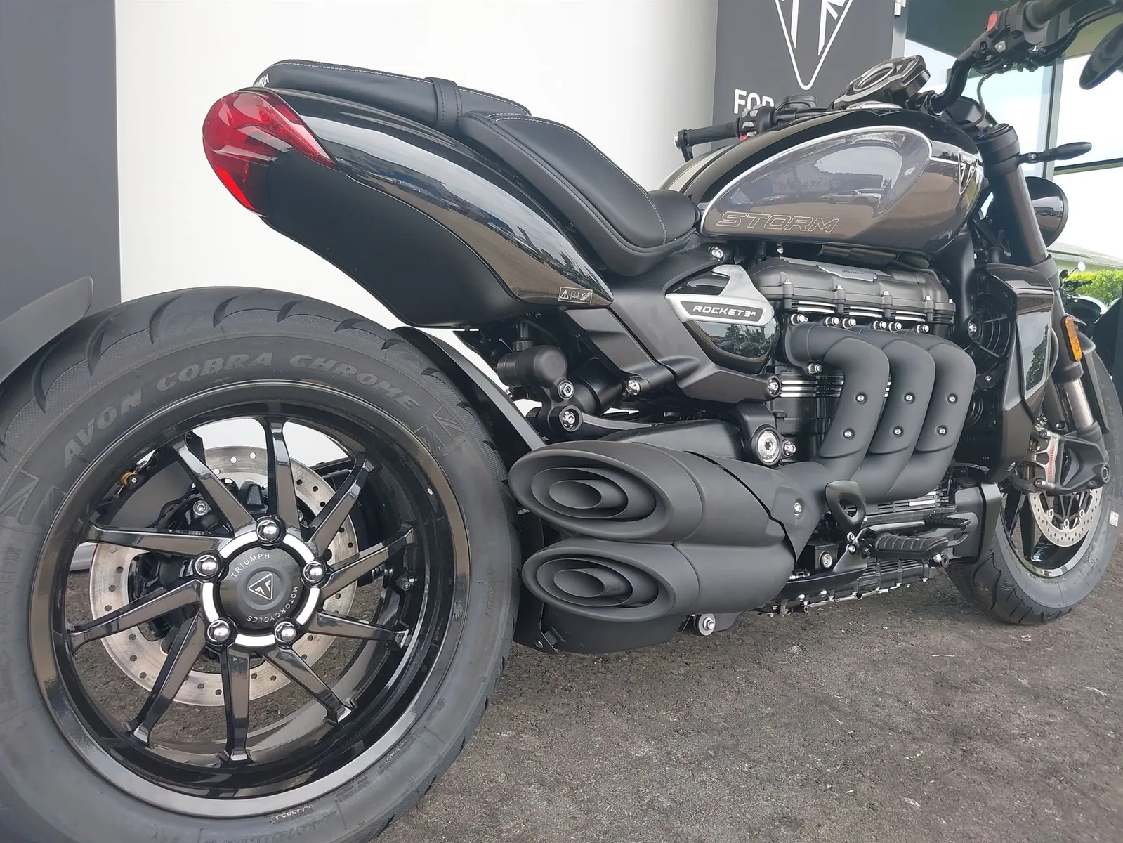 Triumph Rocket 3 Storm R