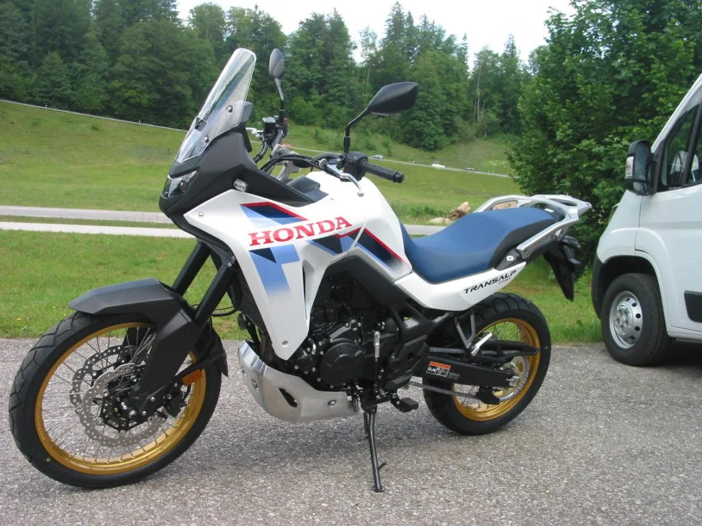 Honda XL750 Transalp E-Clutch sofort verfügbar