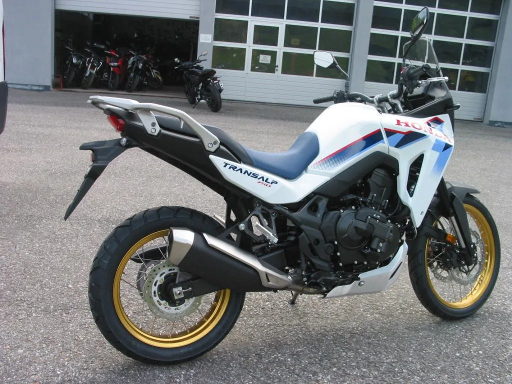 Honda XL750 Transalp E-Clutch sofort verfügbar