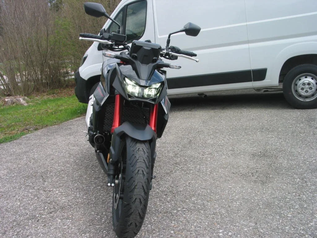 Honda CB750 Hornet E-Clutch \*Führerscheinzuschuß