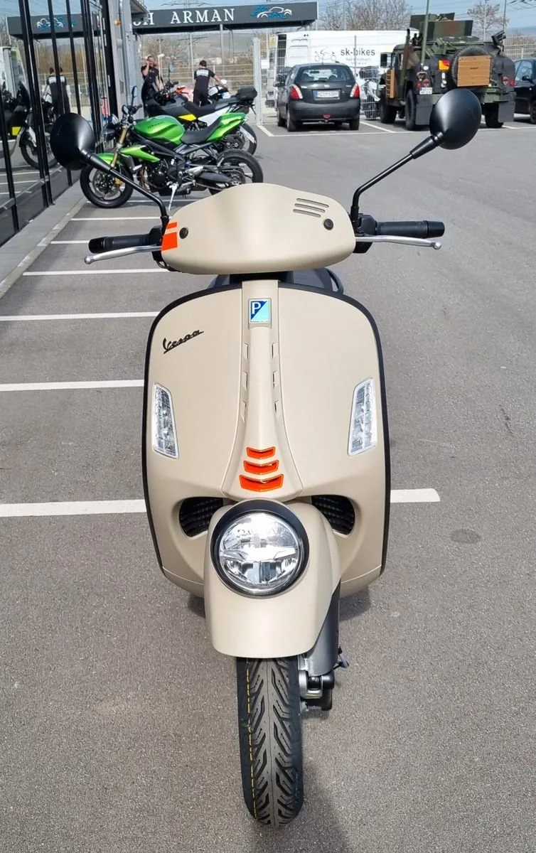Vespa GTV 300