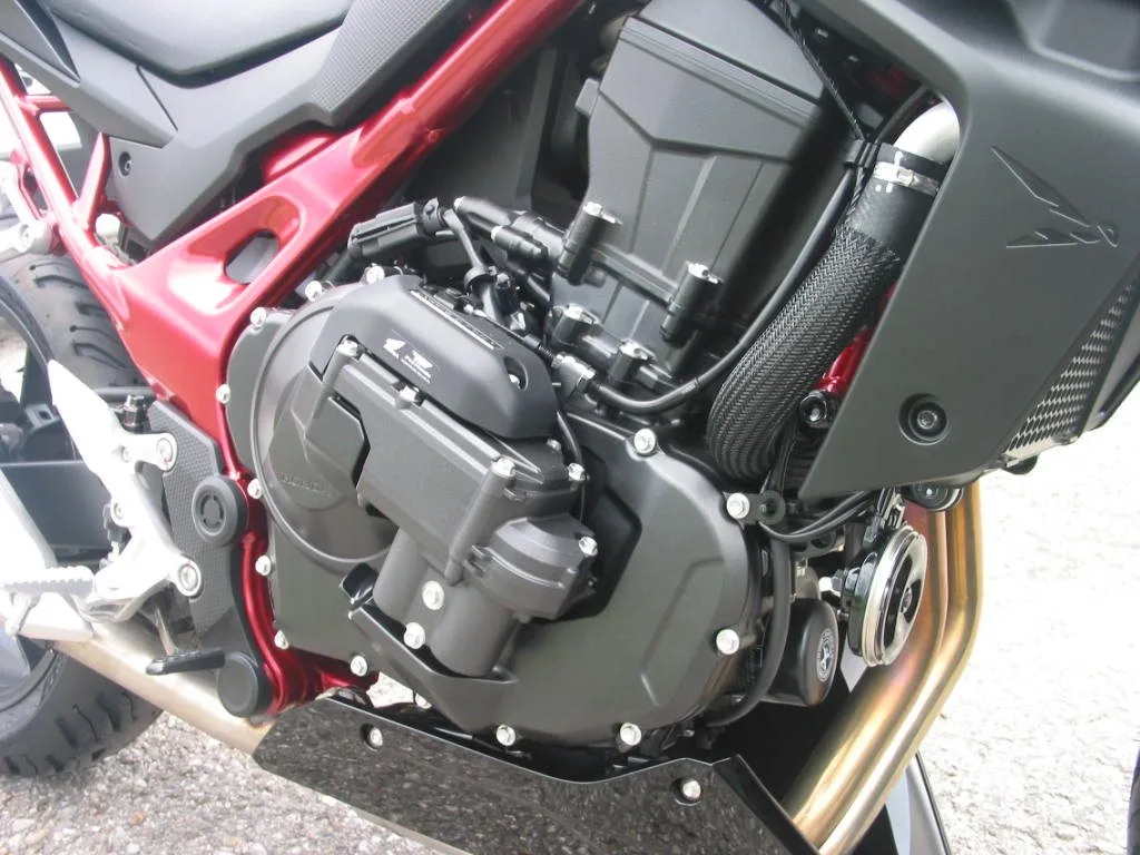 Honda CB750 Hornet E-Clutch \*Führerscheinzuschuß
