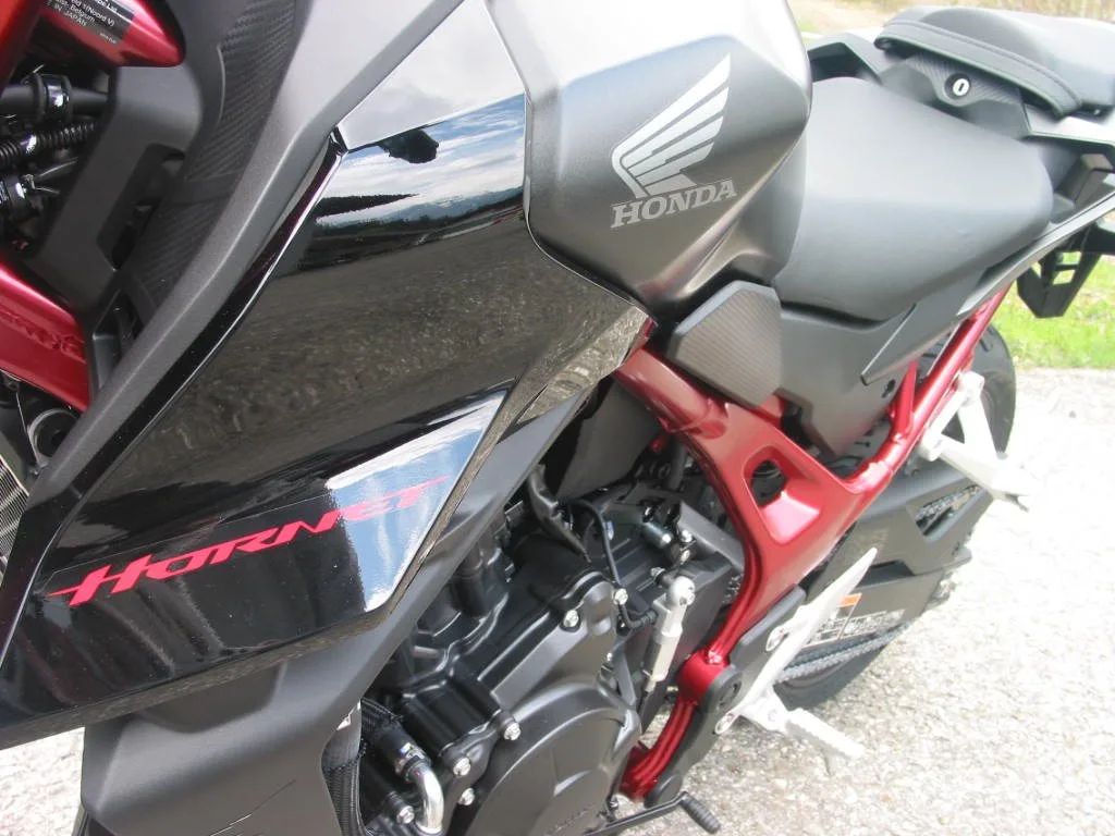 Honda CB750 Hornet E-Clutch \*Führerscheinzuschuß
