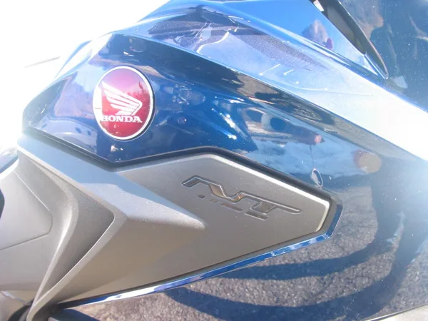 Honda NT1100 DCT Electronic Suspension 500,- € Zubehör kostenfrei