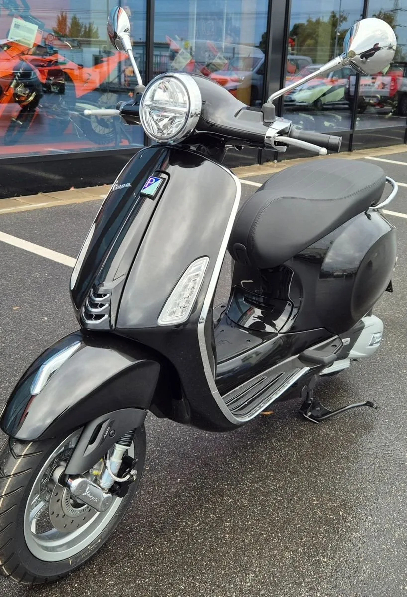 Vespa Primavera 125