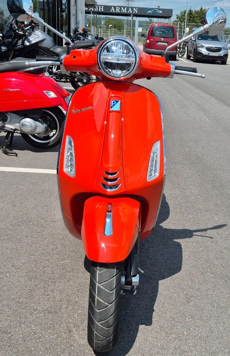 Vespa Primavera 125