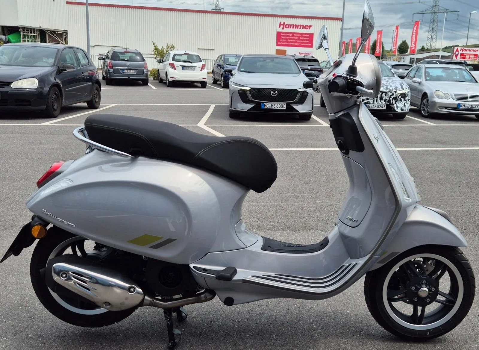 Vespa Primavera 125 75th