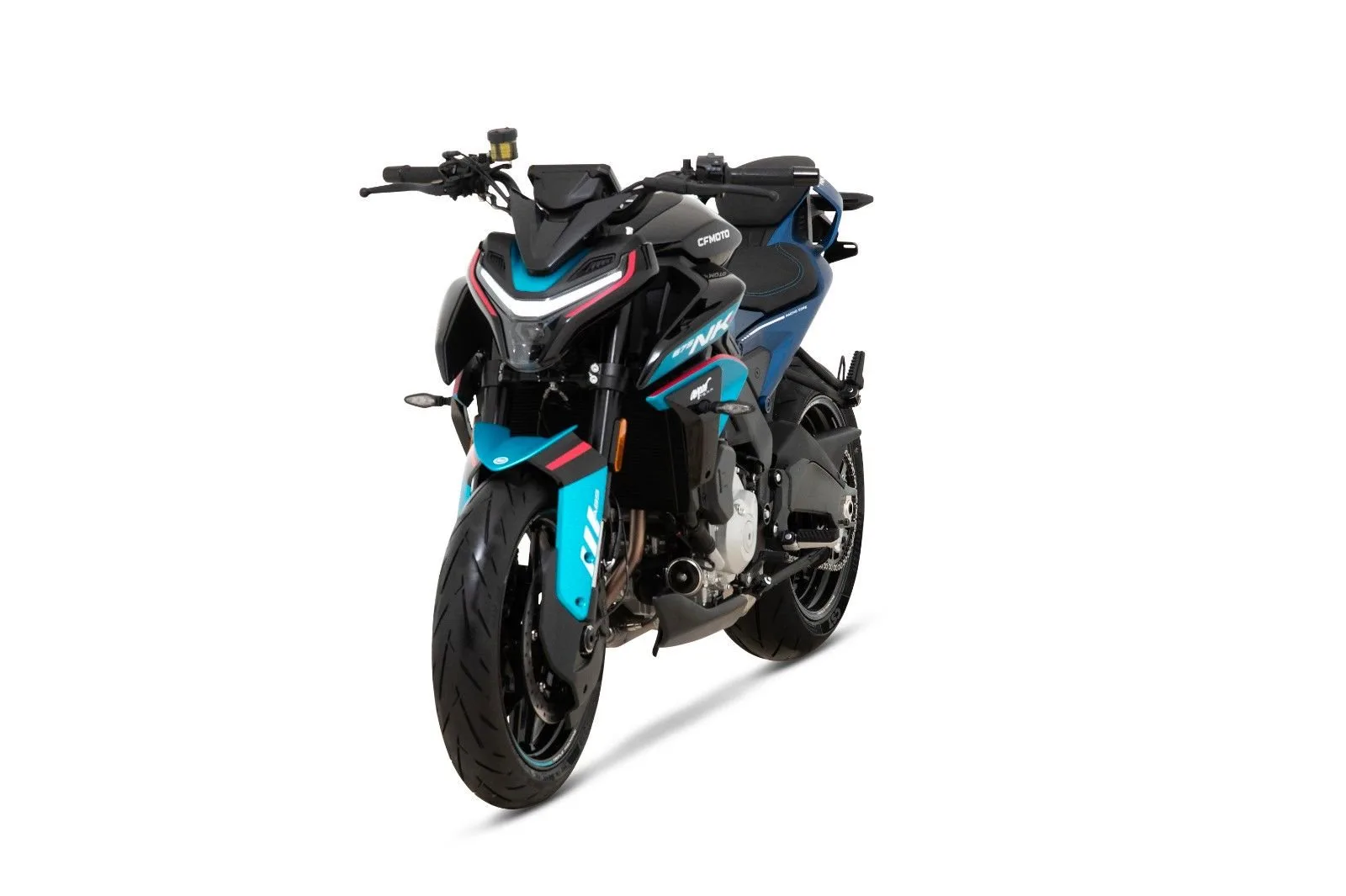 CFMOTO 675NK