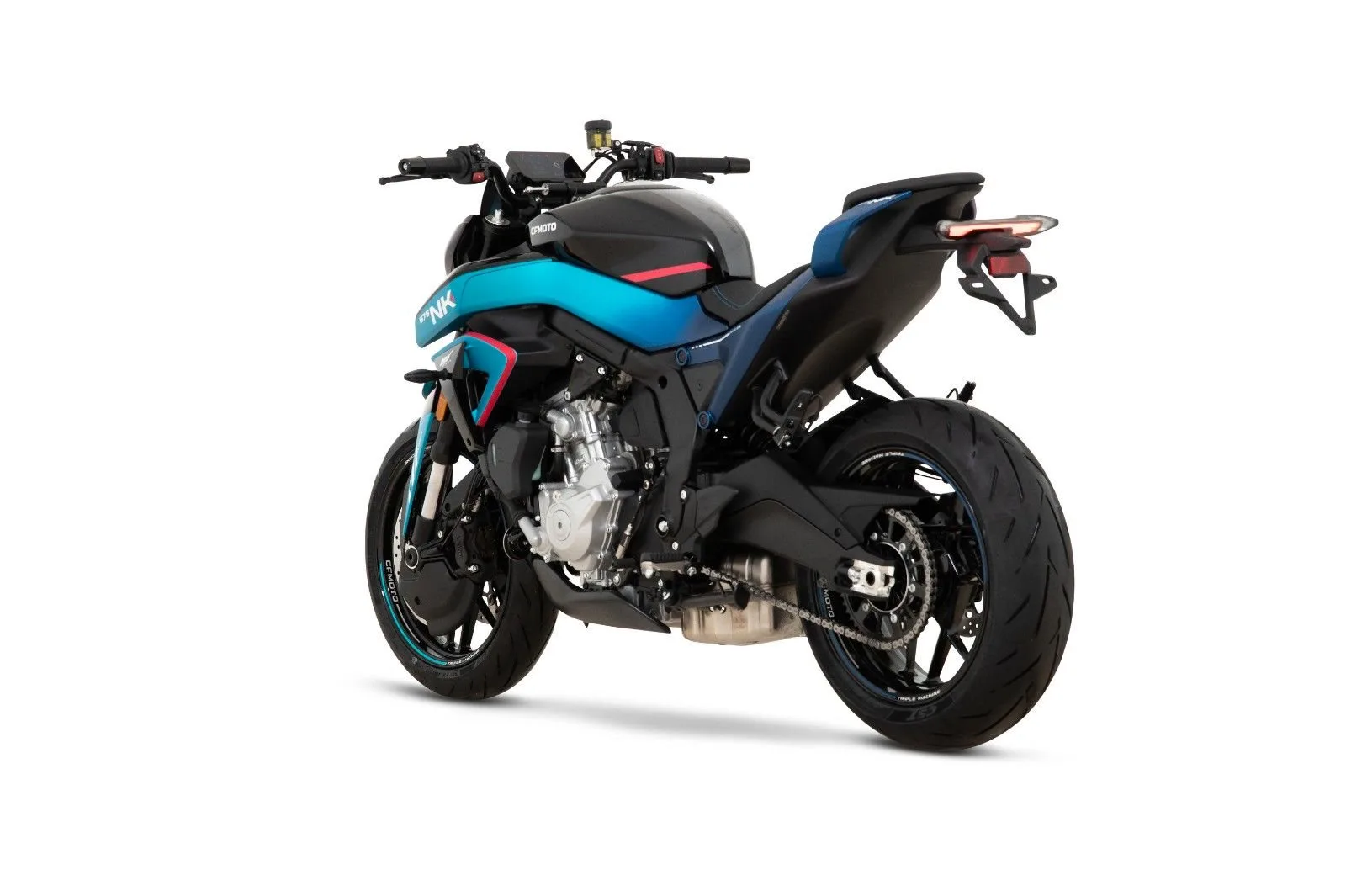 CFMOTO 675NK