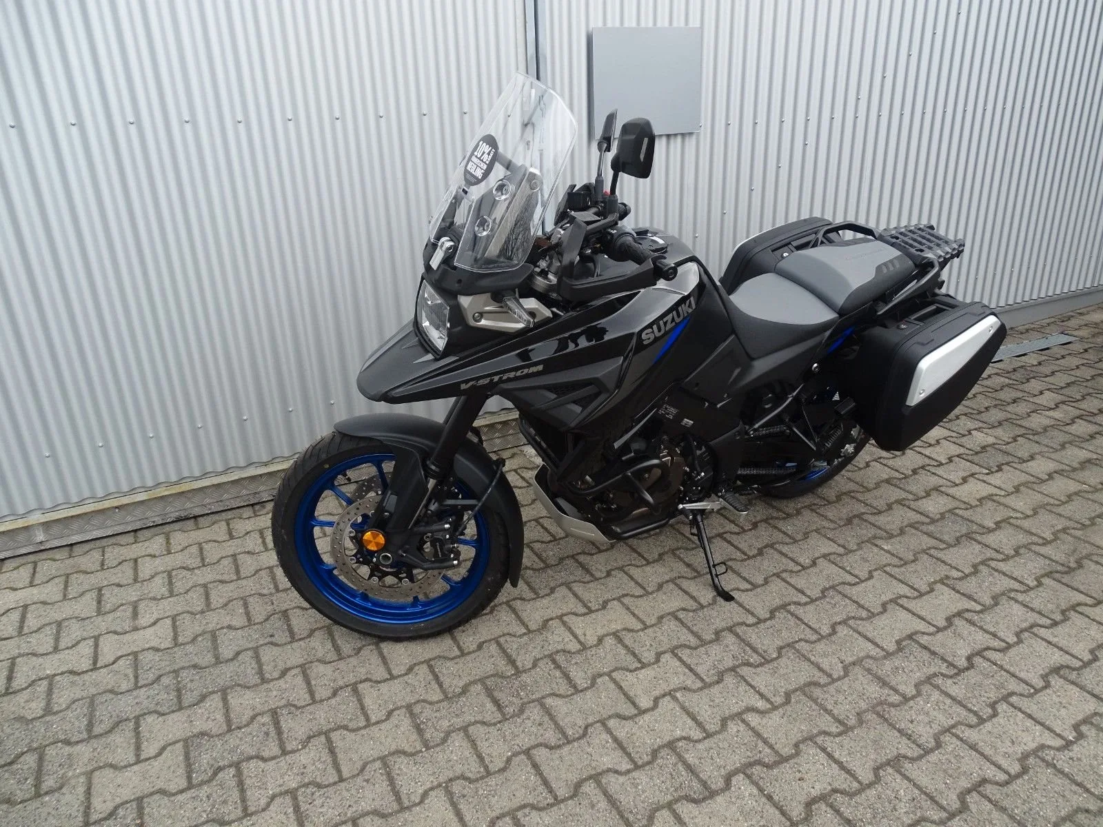 Suzuki V-Strom 1050 Adventure