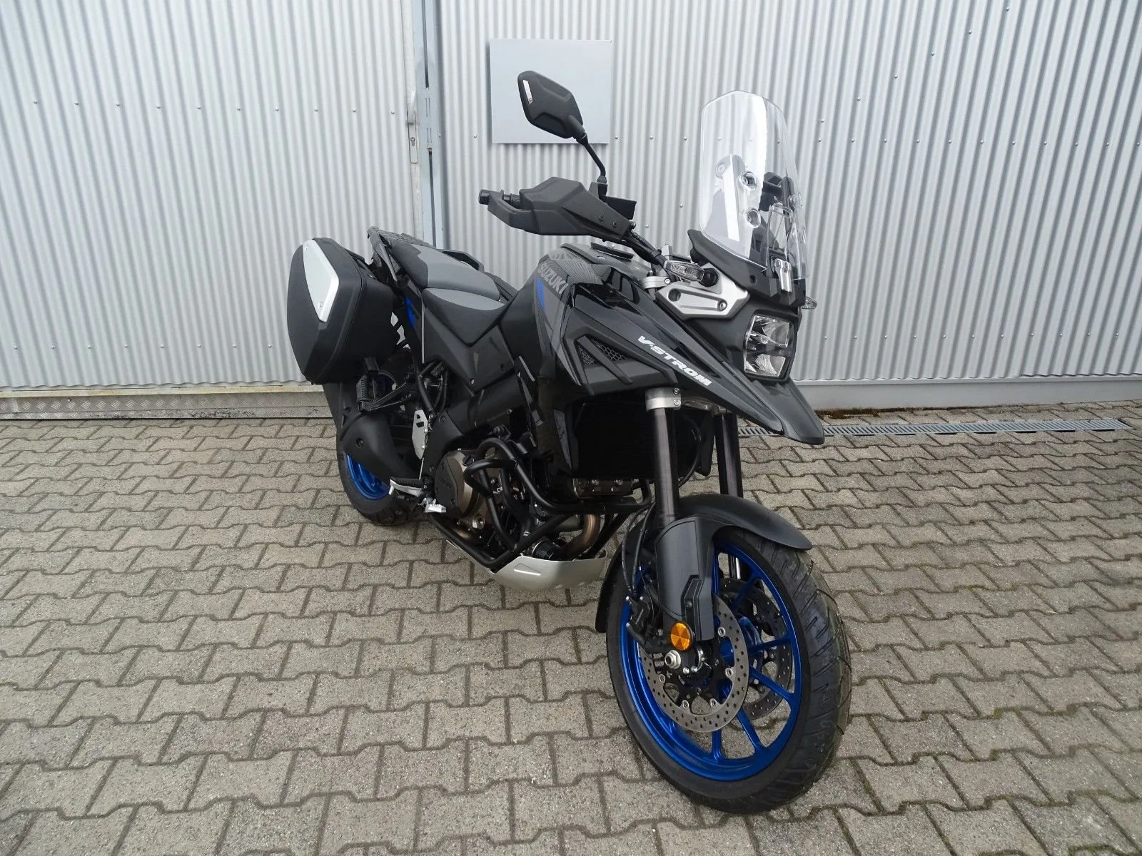 Suzuki V-Strom 1050 Adventure