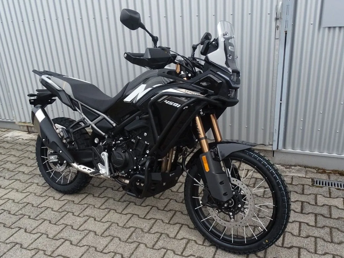 CFMOTO 450MT
