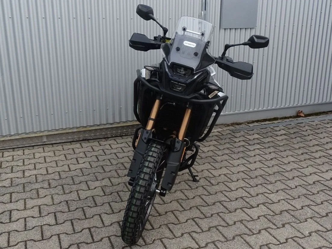 CFMOTO 450MT